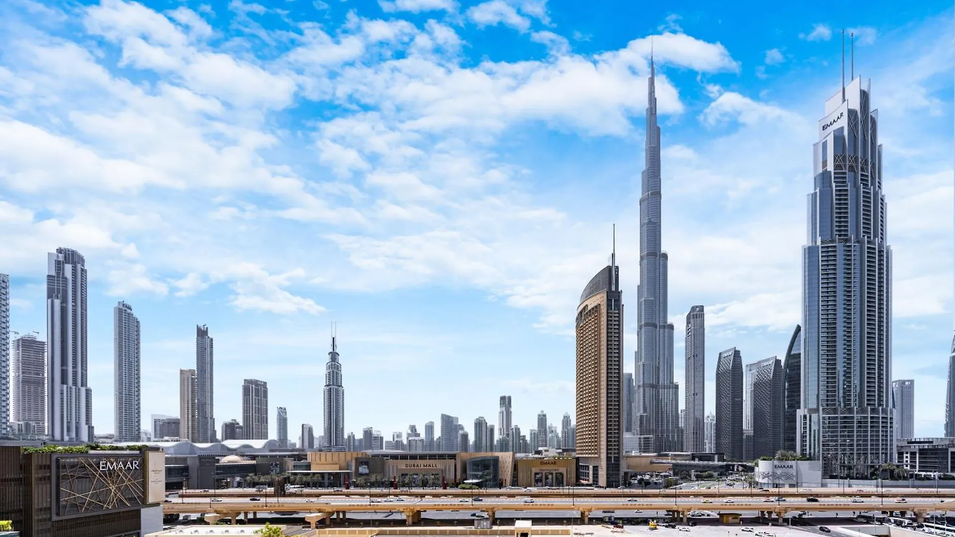 Apartment Premium 2Br Home In Dtv With Burj Khalifa View Dubai