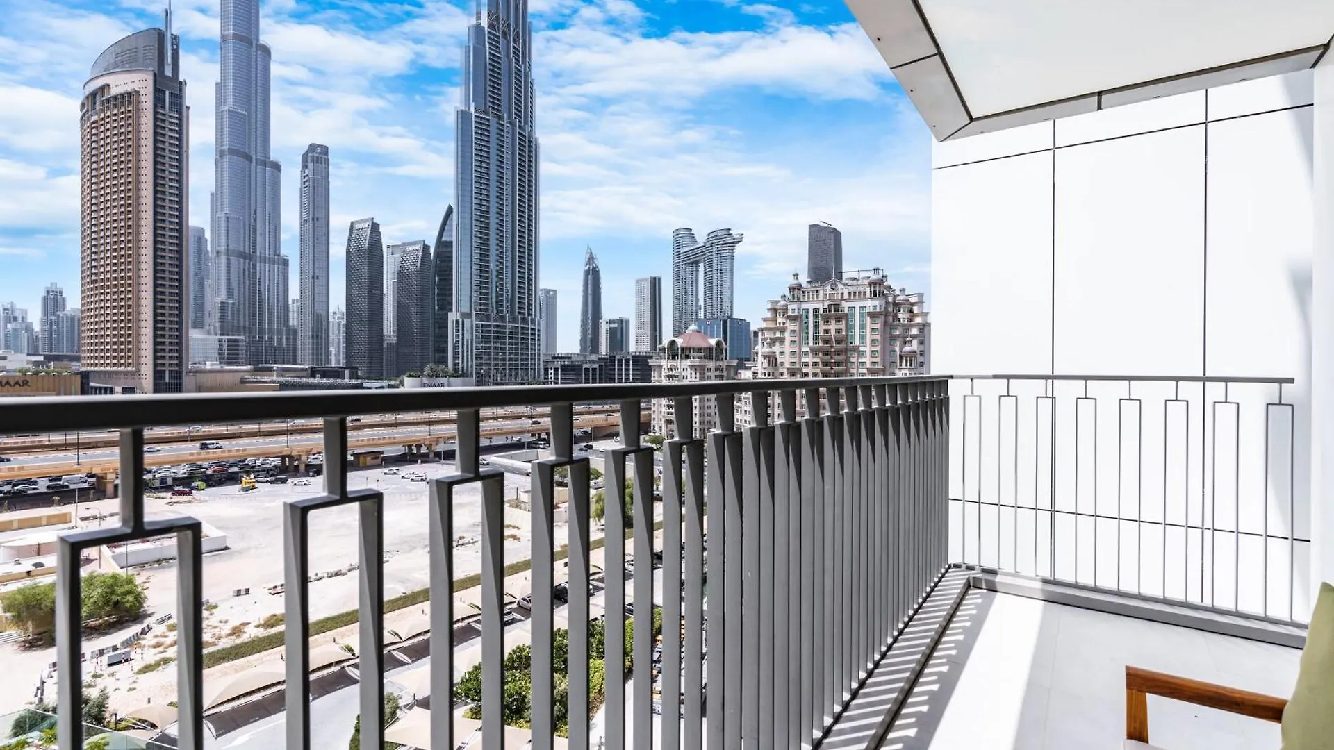 Premium 2Br Home In Dtv With Burj Khalifa View Dubai Apartment