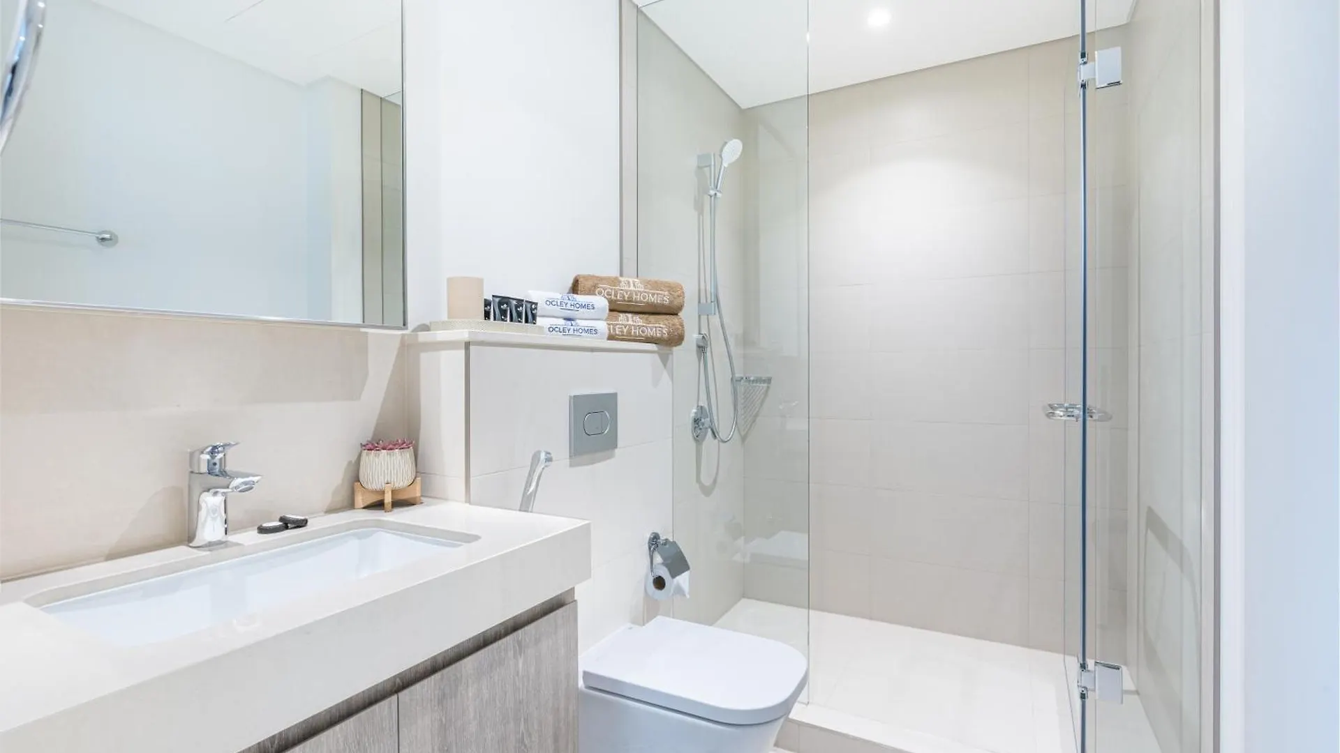 Apartment Premium 2Br Home In Dtv With Burj Khalifa View Dubai